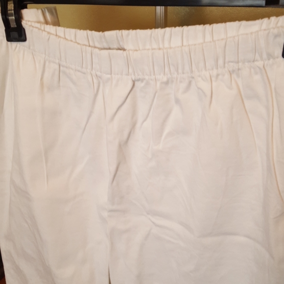 Woman's denim pants 24WP NWOT - Picture 2 of 3